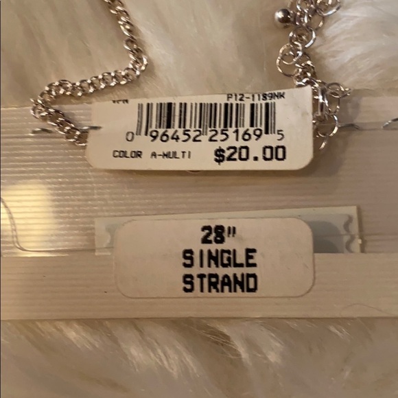 NWT Statement Necklace - Picture 3 of 3